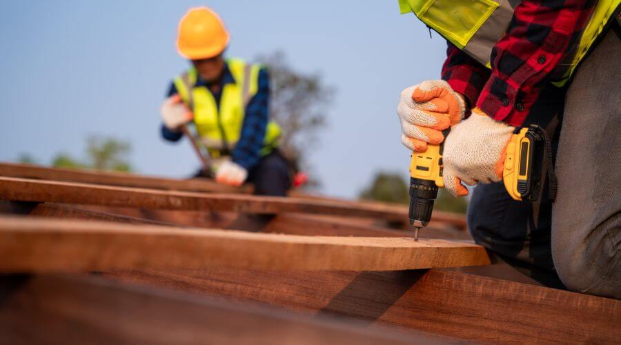 Expert Emergency Roof Repairs services in Summerfield, FL